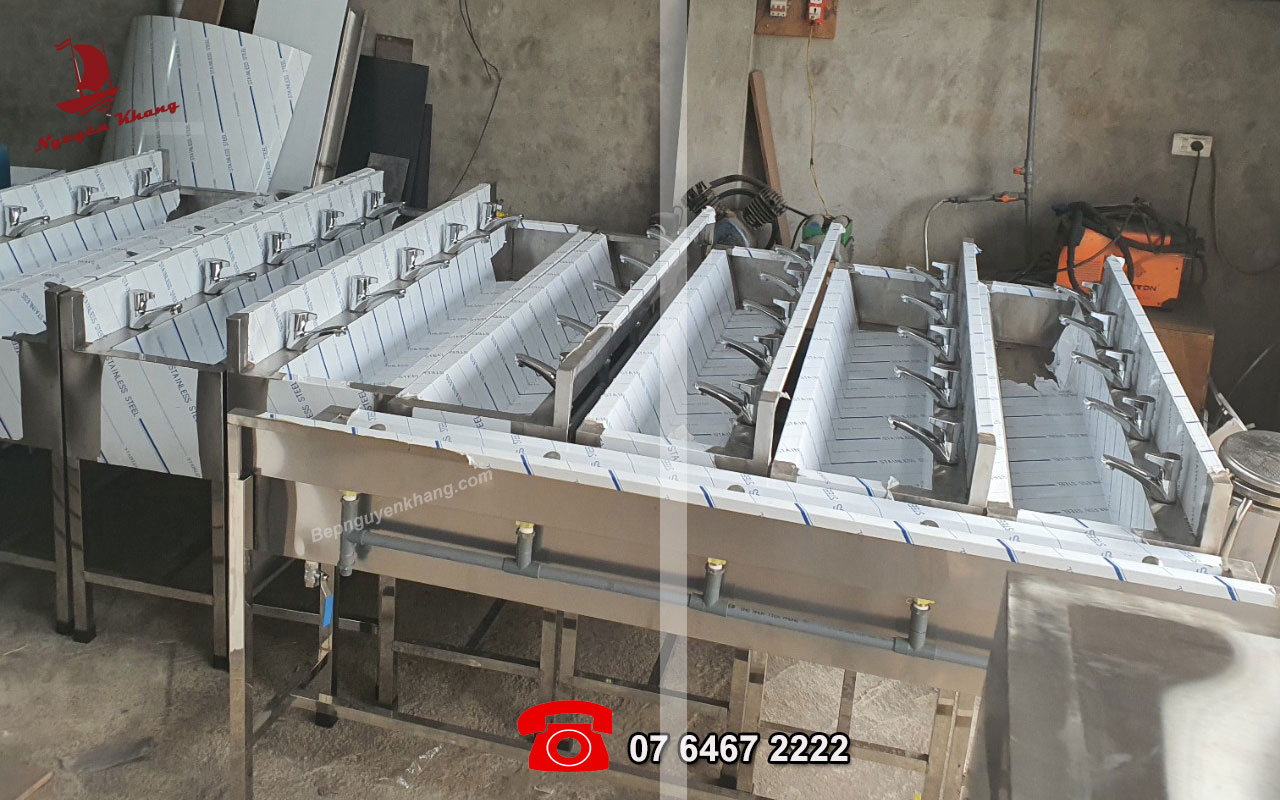 Sản xuất & lắp đặt chậu rửa tay công nghiệp - Inox 304 Sản xuất & lắp đặt chậu rửa tay công nghiệp - Inox 304
